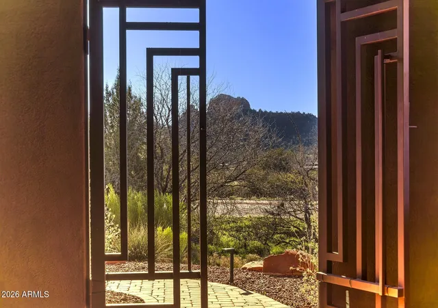 Photo 3 of Single family home for sale at 25 Cathedral Ranch Dr, Sedona, AZ 86351 | MLS# 6997330 | Listing updated on 2026-10-08