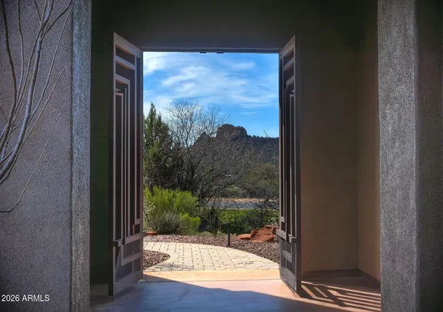 Photo 4 of Single family home for sale at 25 Cathedral Ranch Dr, Sedona, AZ 86351 | MLS# 6997330 | Listing updated on 2026-10-08