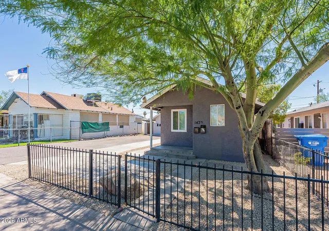 Photo 2 of Townhouse for sale at 1425 E Roosevelt St, Phoenix, AZ 85006 | MLS# 6986269 | Listing updated on 2026-08-25