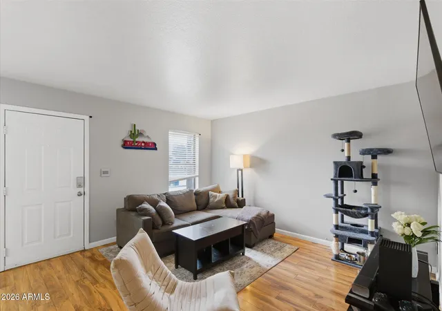 Homes for sale in Phoenix, AZ | 3635 N 37Th St #10, Phoenix, AZ 85018 | MLS# 6987193