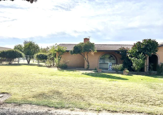3rd image of 10517 W Catalina Dr, Avondale, AZ 85392 | MLS# 6987564