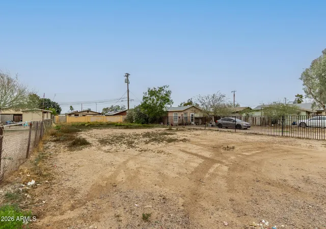 3rd image of 1712 S 3Rd St #13, Phoenix, AZ 85004 | MLS# 6987679