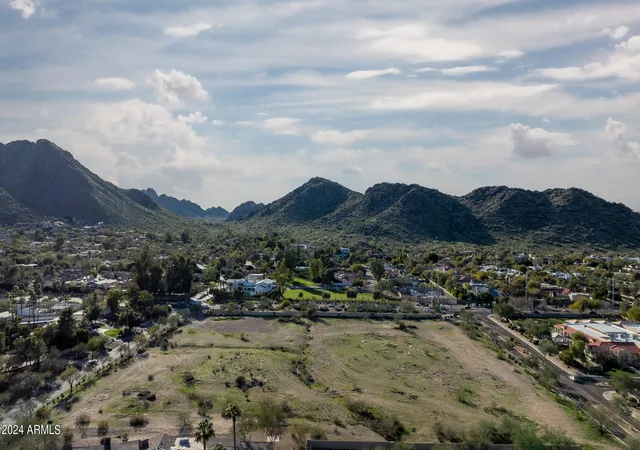 2nd image of 4801 E Doubletree Ranch Rd #1, Paradise Valley, AZ 85253 | MLS# 6987045