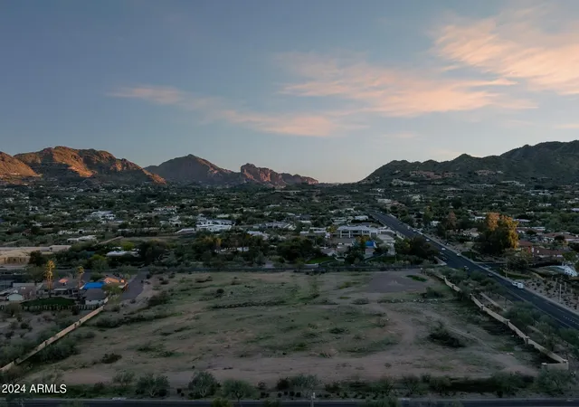 5th image of 4801 E Doubletree Ranch Rd #1, Paradise Valley, AZ 85253 | MLS# 6987045