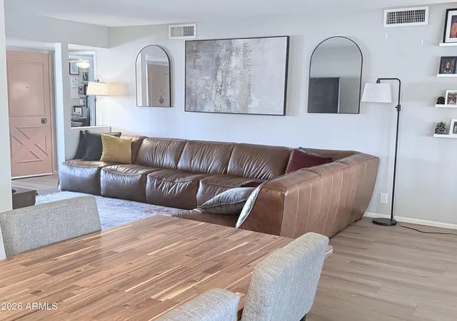 2nd image of 10217 W Mission Ln W, Sun City, AZ 85351 | MLS# 6990538