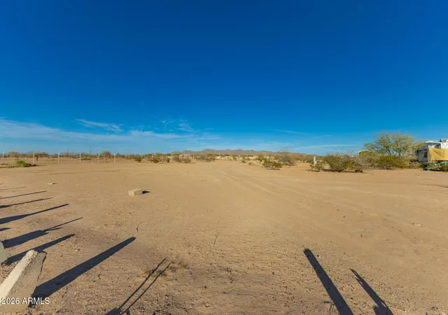Photo 1 of Land for sale at 00 S Hollinger Rd, Casa Grande, AZ 85193 | MLS# 6987814 | Listing updated on 2026-07-24