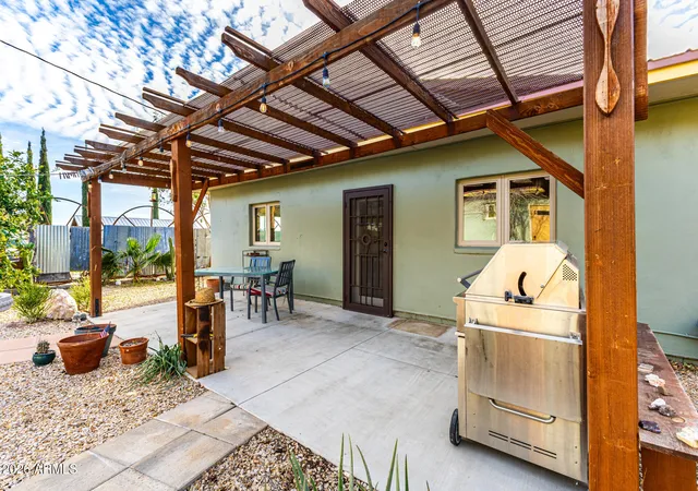 1st image of 140 N Kellner Ave, Superior, AZ 85173 | MLS# 6989792