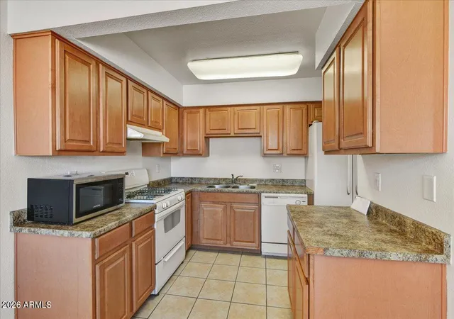 4th image of 303 N Miller Rd N #2002, Scottsdale, AZ 85257 | MLS# 6989192