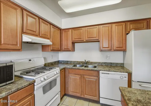 5th image of 303 N Miller Rd N #2002, Scottsdale, AZ 85257 | MLS# 6989192