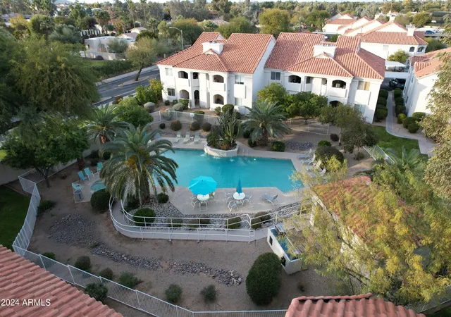 5th image of 10401 N 52Nd St, Paradise Valley, AZ 85253