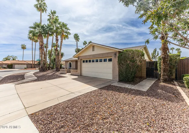 Homes for sale in Mesa, AZ | 2260 S Estrella Cir, Mesa, AZ 85202 | MLS# 6995348
