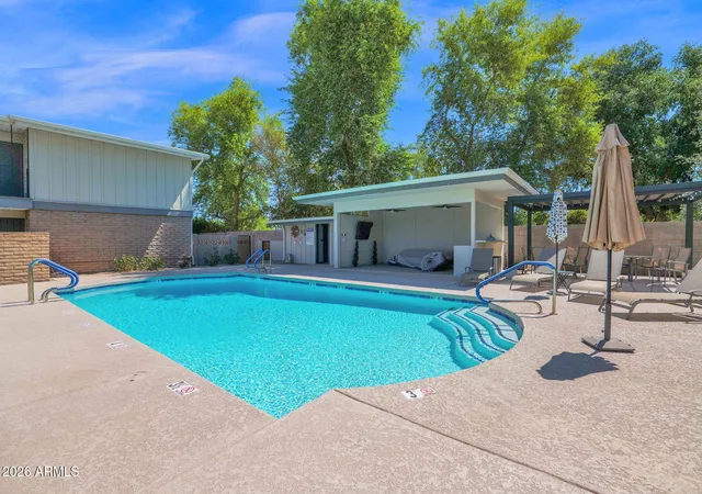 2nd image of 6125 N Central Ave, Phoenix, AZ 85012