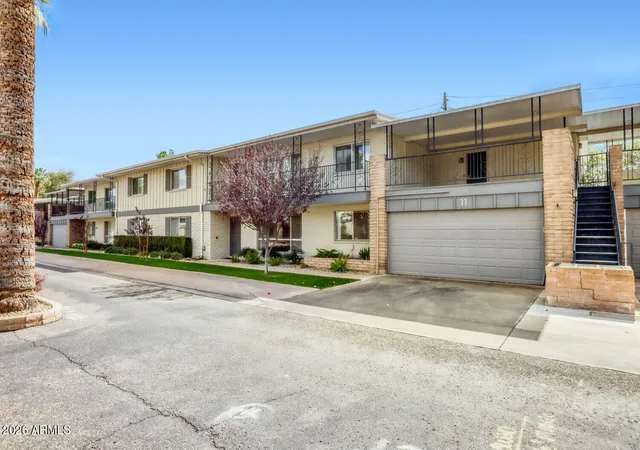 Photo 2 of Townhouse for sale at 6125 N Central Ave #11, Phoenix, AZ 85012 | MLS# 6988951 | Listing updated on 2026-08-24