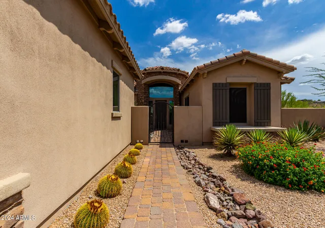 Homes for sale in Carefree, AZ | 37143 N Greythorn Cir, Carefree, AZ 85377 | MLS# 6988945