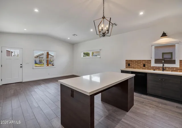 2nd image of 1525 E Mckinley St #5, Phoenix, AZ 85006 | MLS# 6989198