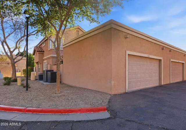 Photo 4 of Townhouse at 2875 W Highland St #1115, Chandler, AZ 85224 | MLS# 6989346 | | Sold on 2026-04-02