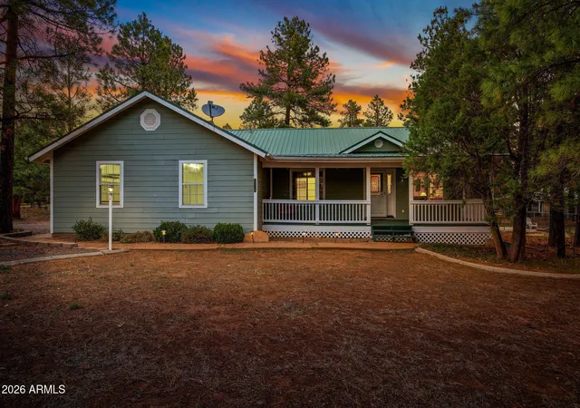 Homes for sale in Overgaard, AZ | 2236 Cross Country Rd, Overgaard, AZ 85933 | MLS# 6994276