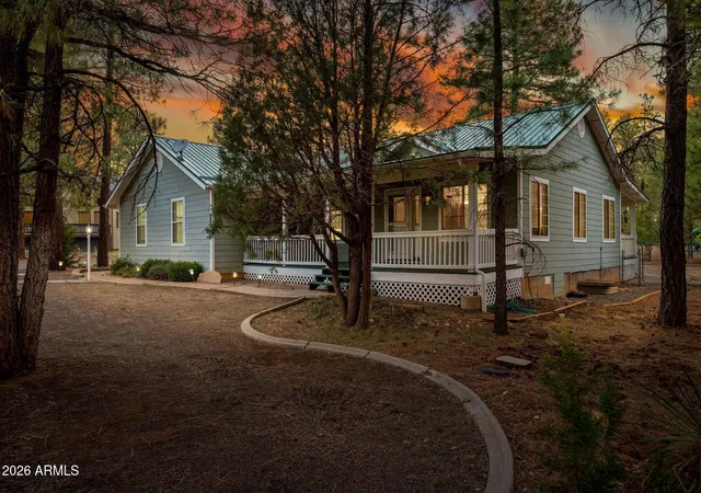 Homes for sale in Overgaard, AZ | 2236 Cross Country Rd, Overgaard, AZ 85933 | MLS# 6994276