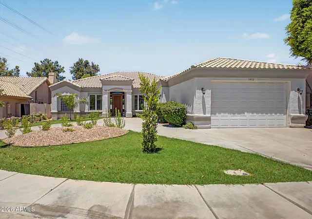 Homes for sale in Gilbert, AZ | 1912 E Schooner Ct, Gilbert, AZ 85234 | MLS# 6989815