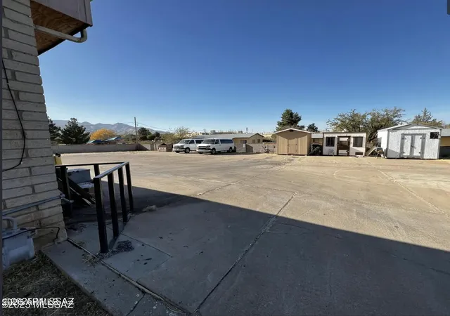 8th image of 345 W Taylor Dr, Sierra Vista, AZ 85635 | MLS# 6989372