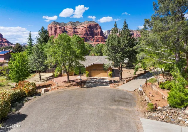 Photo 3 of Single family home for sale at 70 Rio Verde Cir, Sedona, AZ 86351 | MLS# 6989836 | Listing updated on 2026-06-18