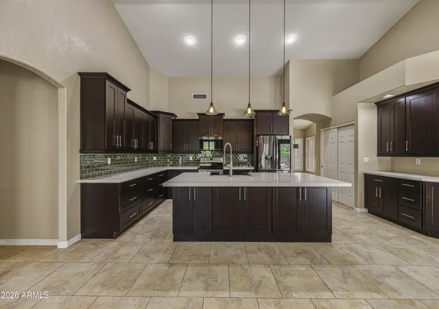 Homes for sale in Phoenix, AZ | 3861 E Amberwood Dr, Phoenix, AZ 85048 | MLS# 7019693