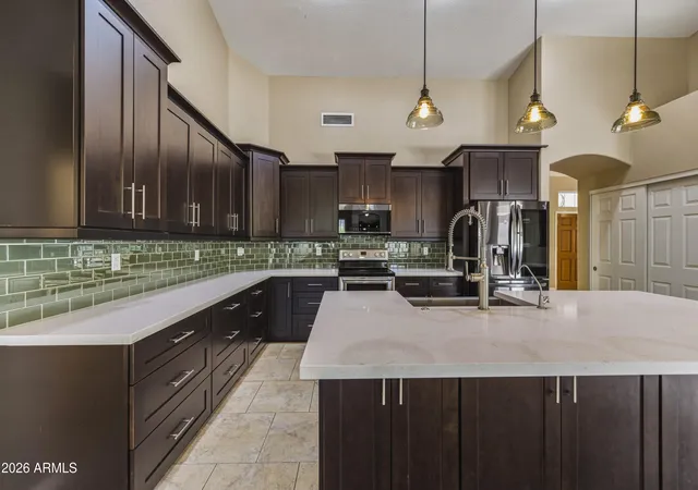 Homes for sale in Phoenix, AZ | 3861 E Amberwood Dr, Phoenix, AZ 85048 | MLS# 7019693