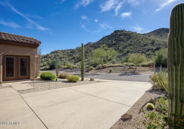 Homes for sale in Fountain Hills, AZ | 14211 N Honeysuckle Dr, Fountain Hills, AZ 85268 | MLS# 6990517