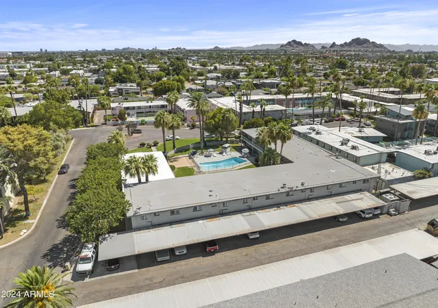 2nd image of 6834 E 4Th St, Scottsdale, AZ 85251