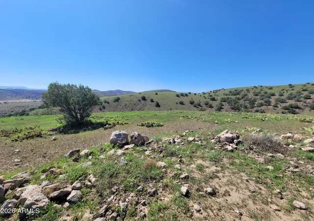 Photo 3 of Land for sale at 0 Shivers Ln, Paulden, AZ 86334 | MLS# 6990991 | Listing updated on 2026-08-01