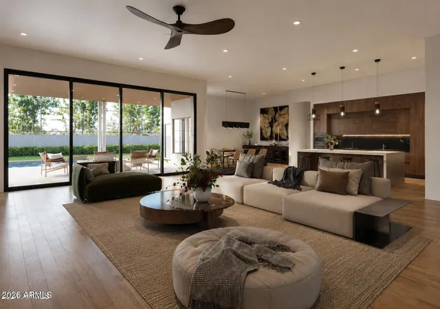 Photo 4 of Single family home for sale at 3901 E Highland Ave, Phoenix, AZ 85018 | MLS# 6994179 | Listing updated on 2026-09-14