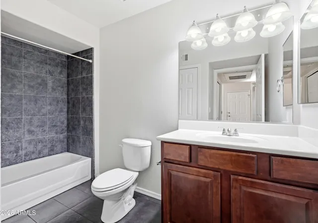 3rd image of 9990 N Scottsdale Rd, Paradise Valley, AZ 85253