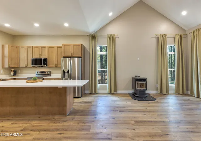 Photo 4 of Sale Pending at 913 Birdsong Way, Lakeside, AZ 85929 | MLS# 7011512 | Listing updated on 2026-09-25