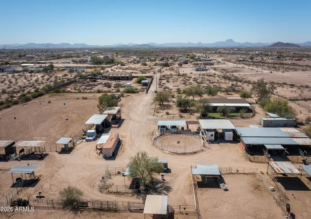 2nd image of 1914 S 351st Dr, Tonopah, AZ 85354 | MLS# 7002409
