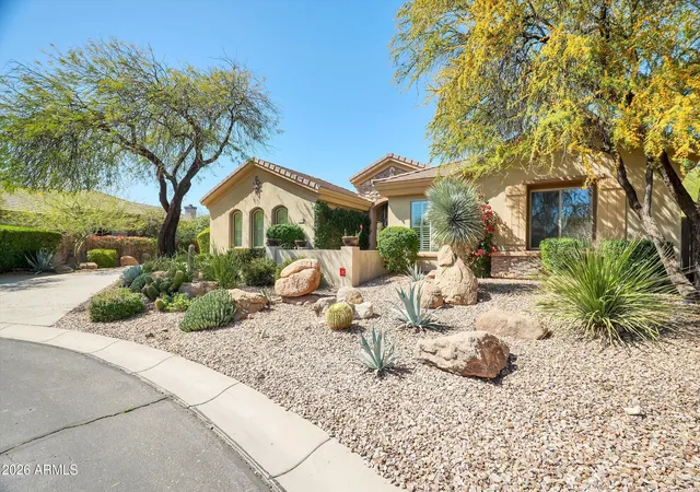 2nd image of 40808 N Thunder Hills Ct, Phoenix, AZ 85086 | MLS# 6991978