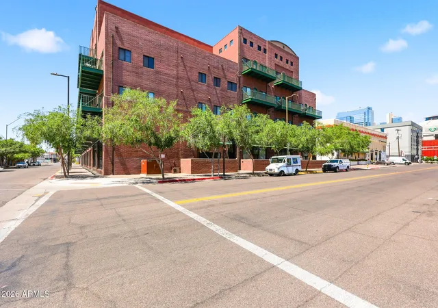 Homes for sale in Phoenix, AZ | 424 S 2Nd St, Phoenix, AZ 85004