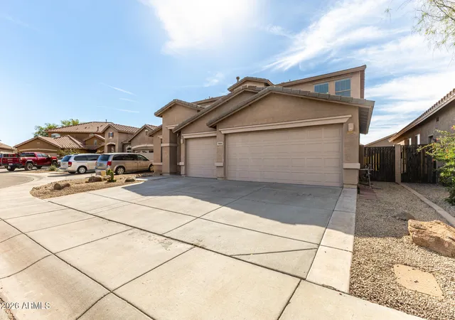 Photo 2 of Single family home for sale at 7006 S 56th Lane, Laveen, AZ 85339 | MLS# 6992632 | Listing updated on 2026-07-11
