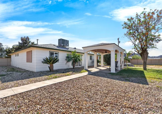Photo 3 of Single family home for sale at 50530 W Mockingbird Ln, Maricopa, AZ 85139 | MLS# 6992518 | Listing updated on 2026-08-28