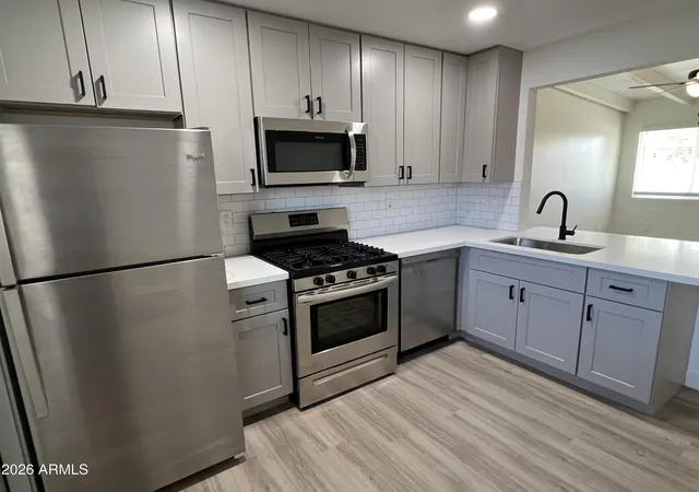 3rd image of 3630 N 15Th Ave, Phoenix, AZ 85015 | MLS# 6992526