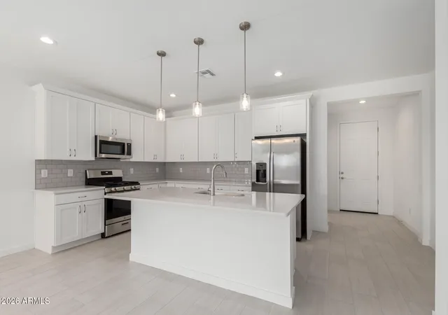 5th image of 5447 W Manzanita Dr, Glendale, AZ 85302 | MLS# 6992671