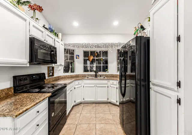 Photo 1 of Single family home for sale at 6530 W North Ln, Glendale, AZ 85302 | MLS# 6994357 | Listing updated on 2026-09-11