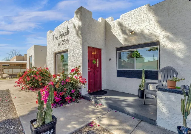 Photo 2 of Townhouse for sale at 2126 N 25th Place, Phoenix, AZ 85008 | MLS# 6996556 | Listing updated on 2026-08-25