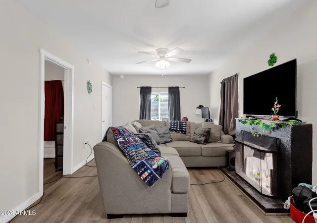Photo 4 of Townhouse for sale at 2126 N 25th Place, Phoenix, AZ 85008 | MLS# 6996556 | Listing updated on 2026-08-25