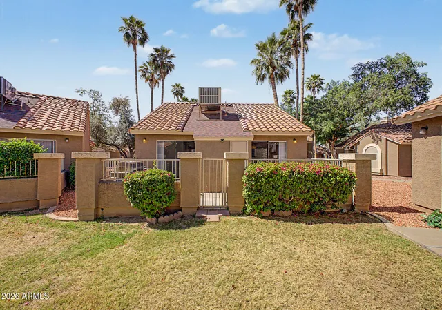 Homes for sale in Peoria, AZ | 7040 W Olive Ave #40, Peoria, AZ 85345 | MLS# 6994015