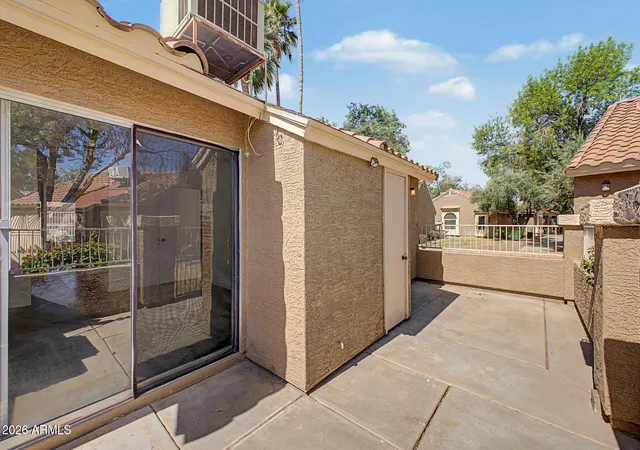 Homes for sale in Peoria, AZ | 7040 W Olive Avenue, Peoria, AZ 85345 | Houzeo