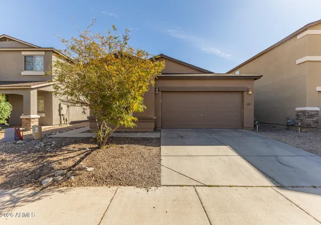 Photo 1 of Single family home for sale at 1923 E Renegade Trl, San Tan Valley, AZ 85143 | MLS# 6994923 | Listing updated on 2026-09-15
