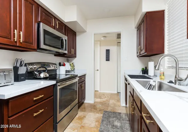 2nd image of 3242 E Camelback Rd #104, Phoenix, AZ 85018 | MLS# 6995498