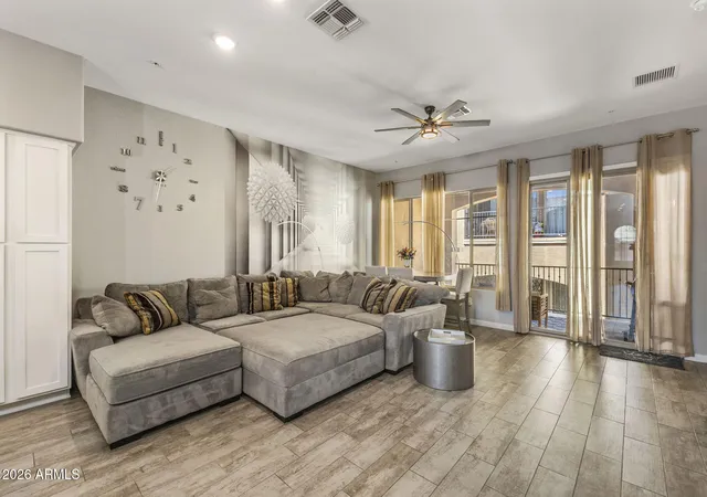 2nd image of 15550 S 5Th Ave, Phoenix, AZ 85045