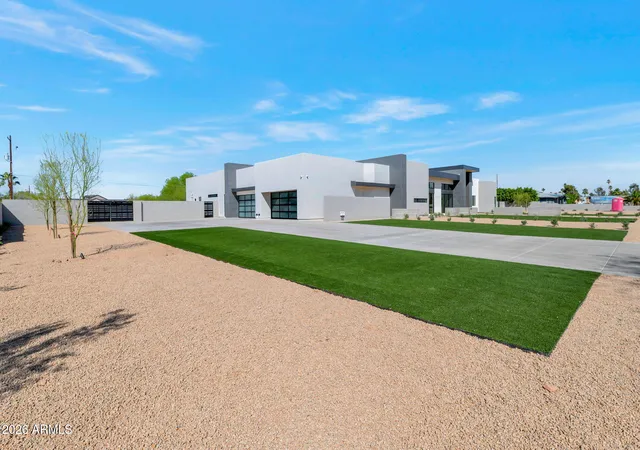 79th image of 10420 N 64th Pl, Paradise Valley, AZ 85253 | MLS# 6994279