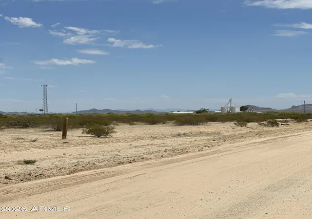 Photo 3 of Land for sale at 0 W Buckeye Rd #31, Tonopah, AZ 85354 | MLS# 6994792 | Listing updated on 2026-03-09